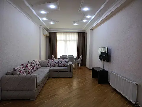 Satılır 3 otaqlı mənzil 107 m² — Bakı 3 otaq 107.00 m²