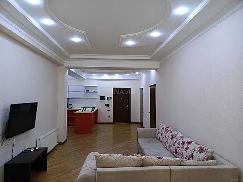 Satılır 3 otaqlı mənzil 107 m²