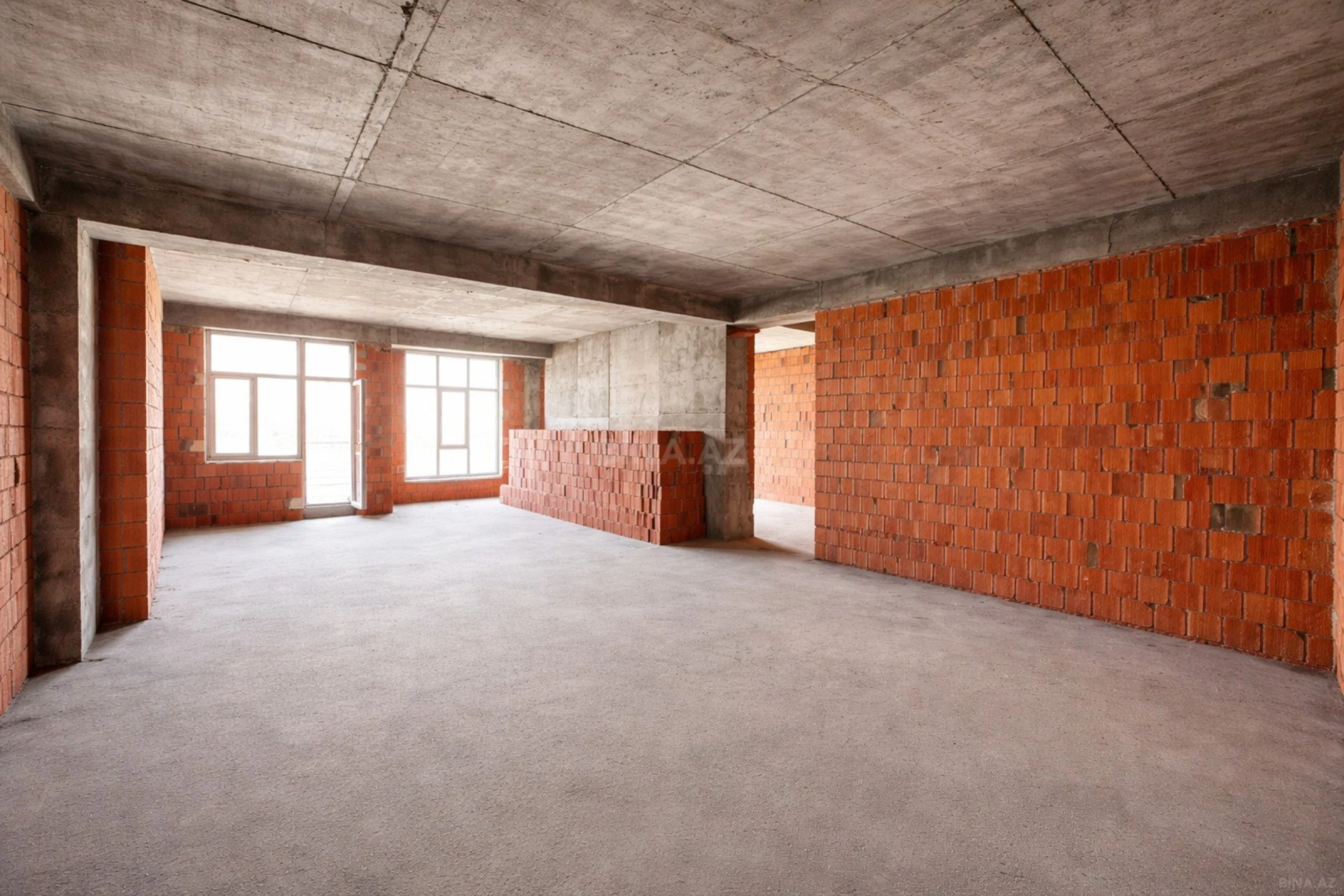 Satılır 3 otaqlı mənzil 120 m²