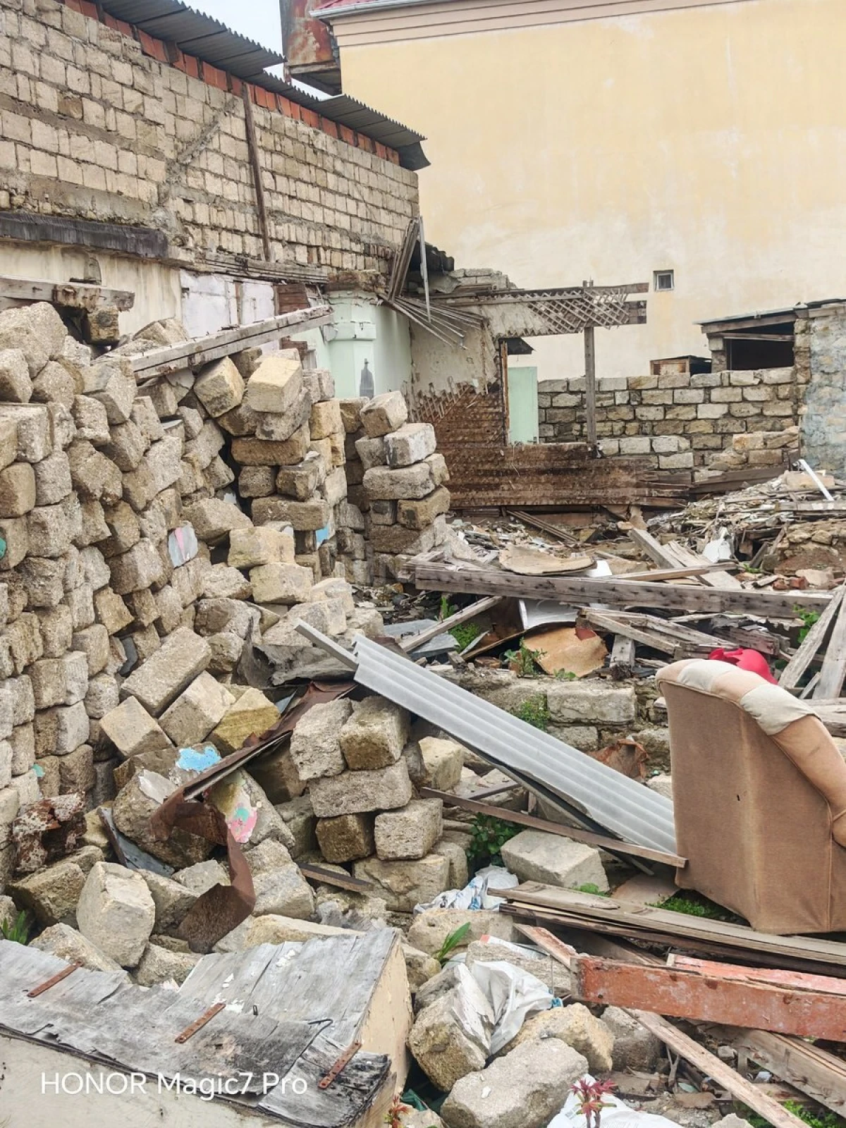 Satılır torpaq sahəsi 3 m²