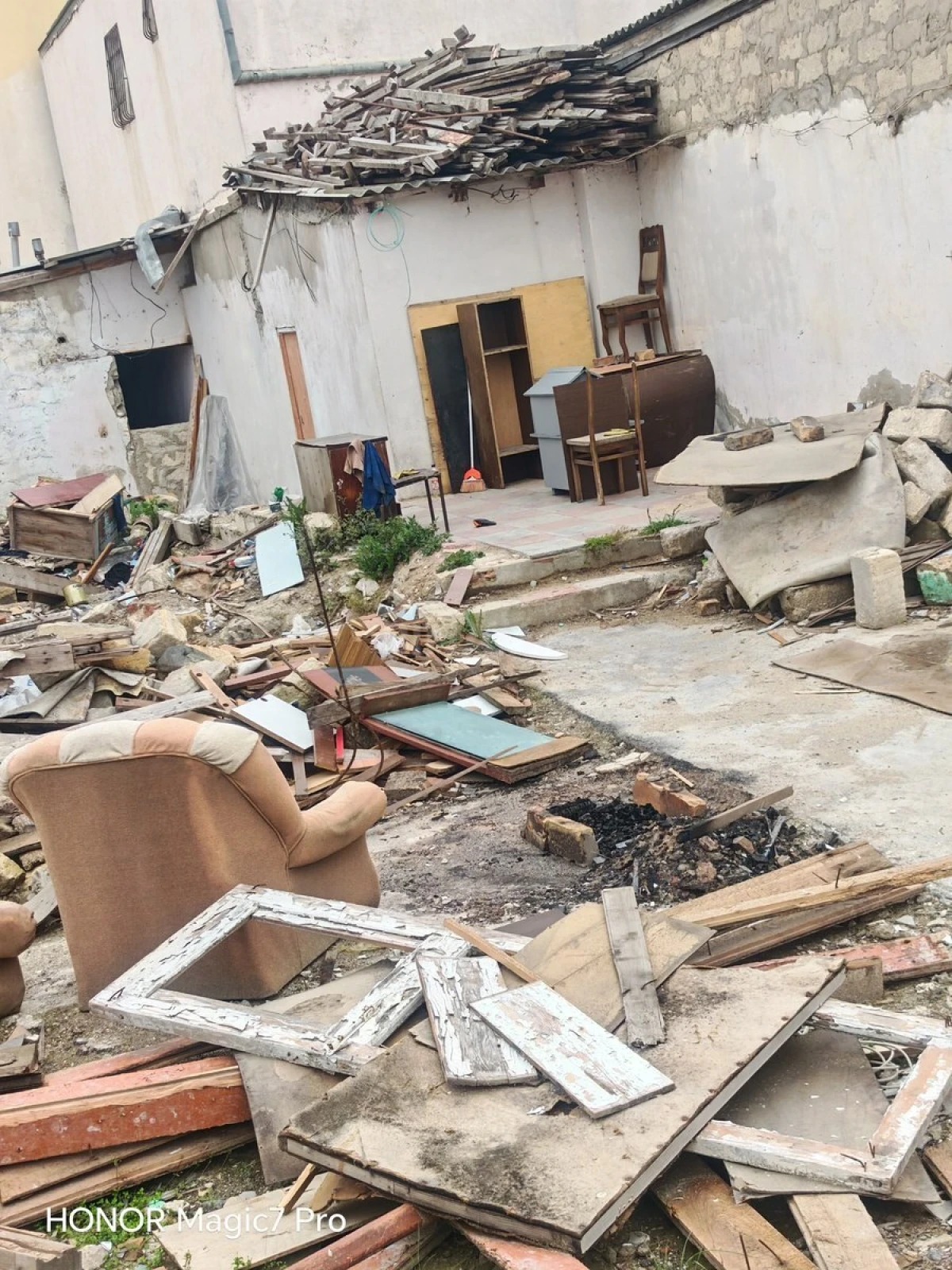 Satılır torpaq sahəsi 3 m²