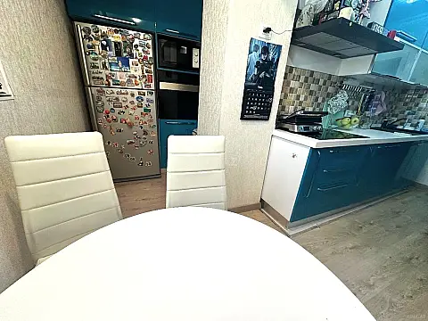 Satılır 2 otaqlı mənzil 75 m²