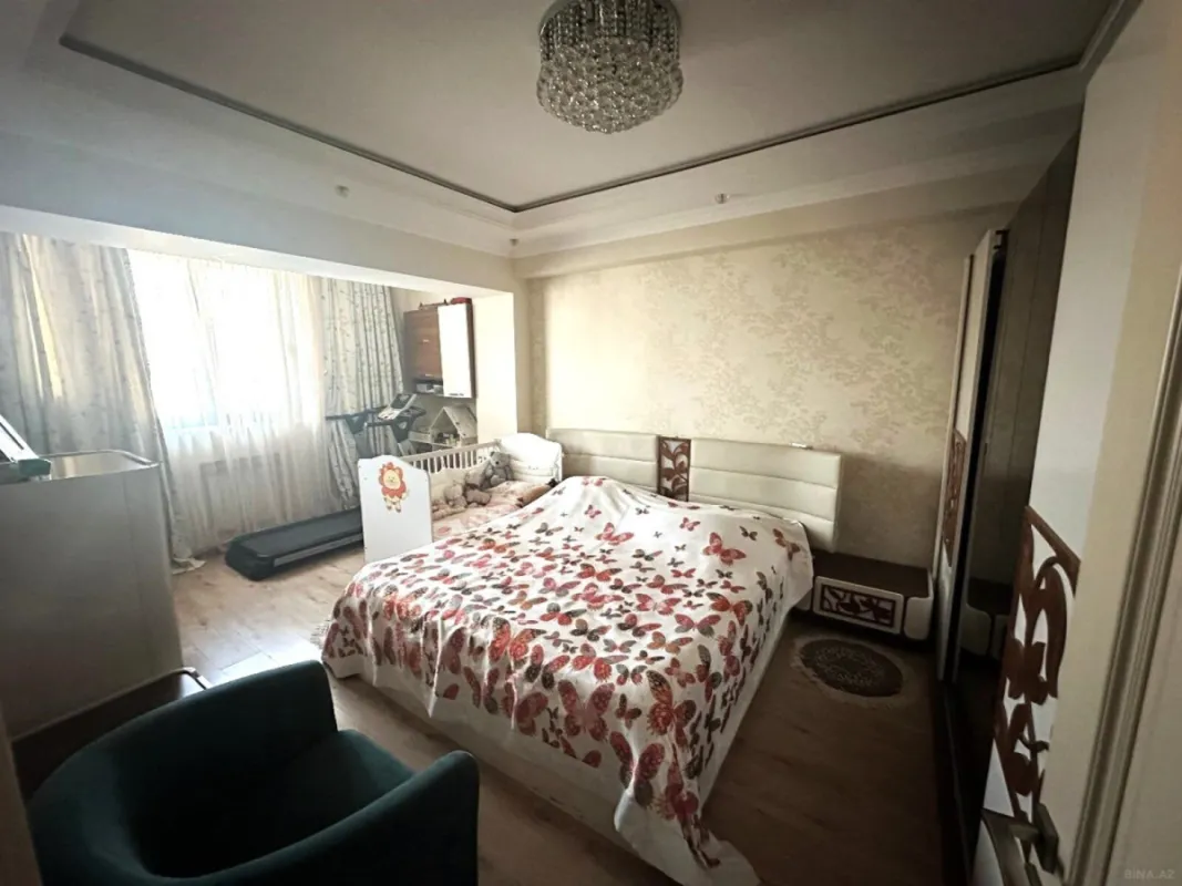 Satılır 2 otaqlı mənzil 75 m²