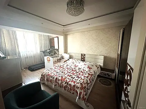 Satılır 2 otaqlı mənzil 75 m²