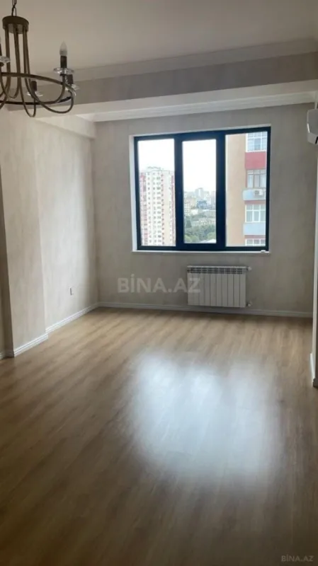 Satılır 2 otaqlı mənzil 81 m²