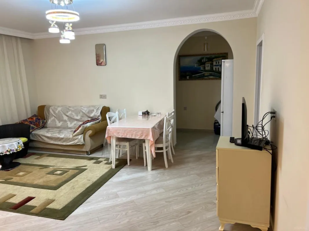 Kirayə verilir 4 otaqlı mənzil 160 m²