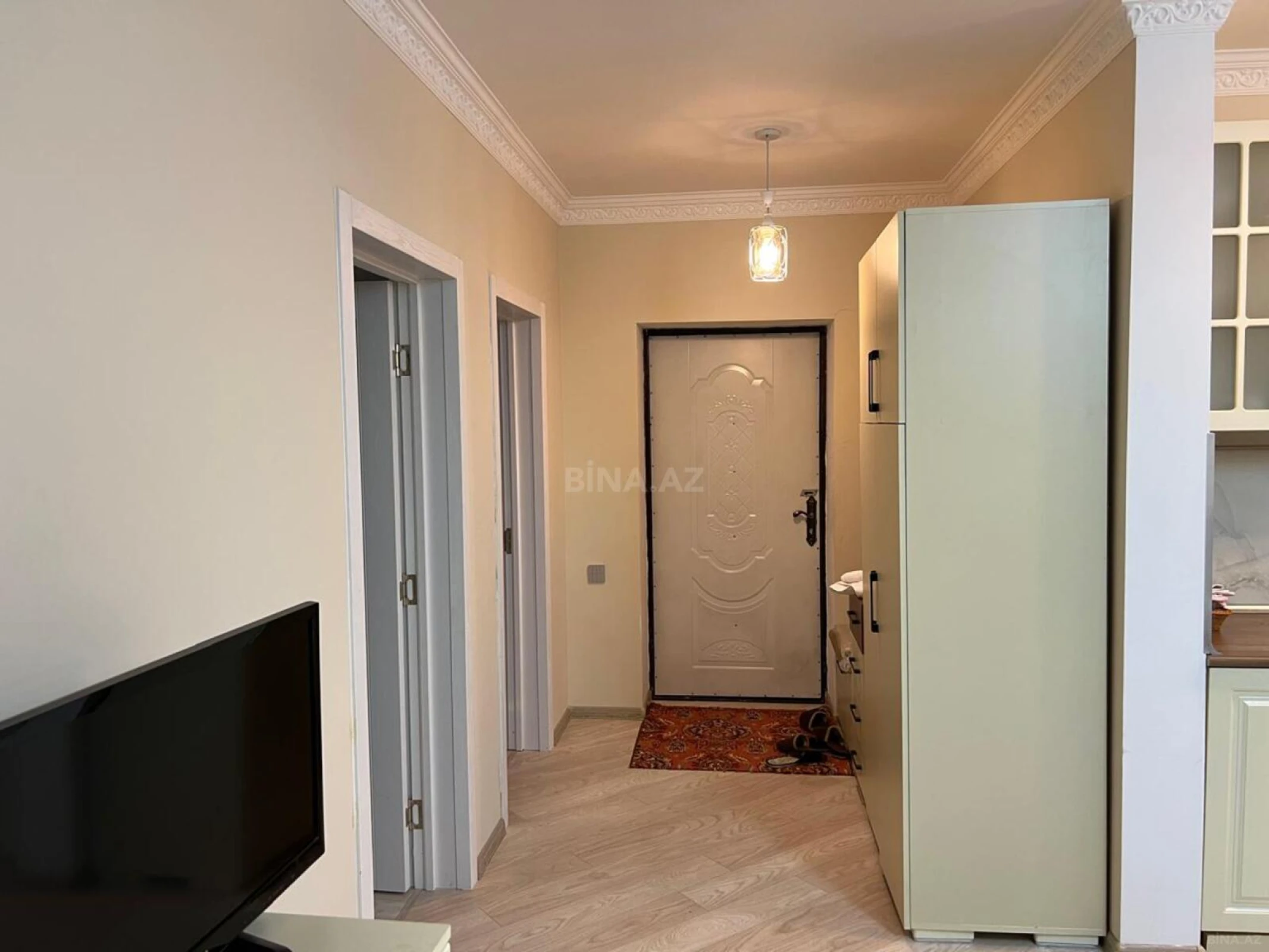 Kirayə verilir 4 otaqlı mənzil 160 m²