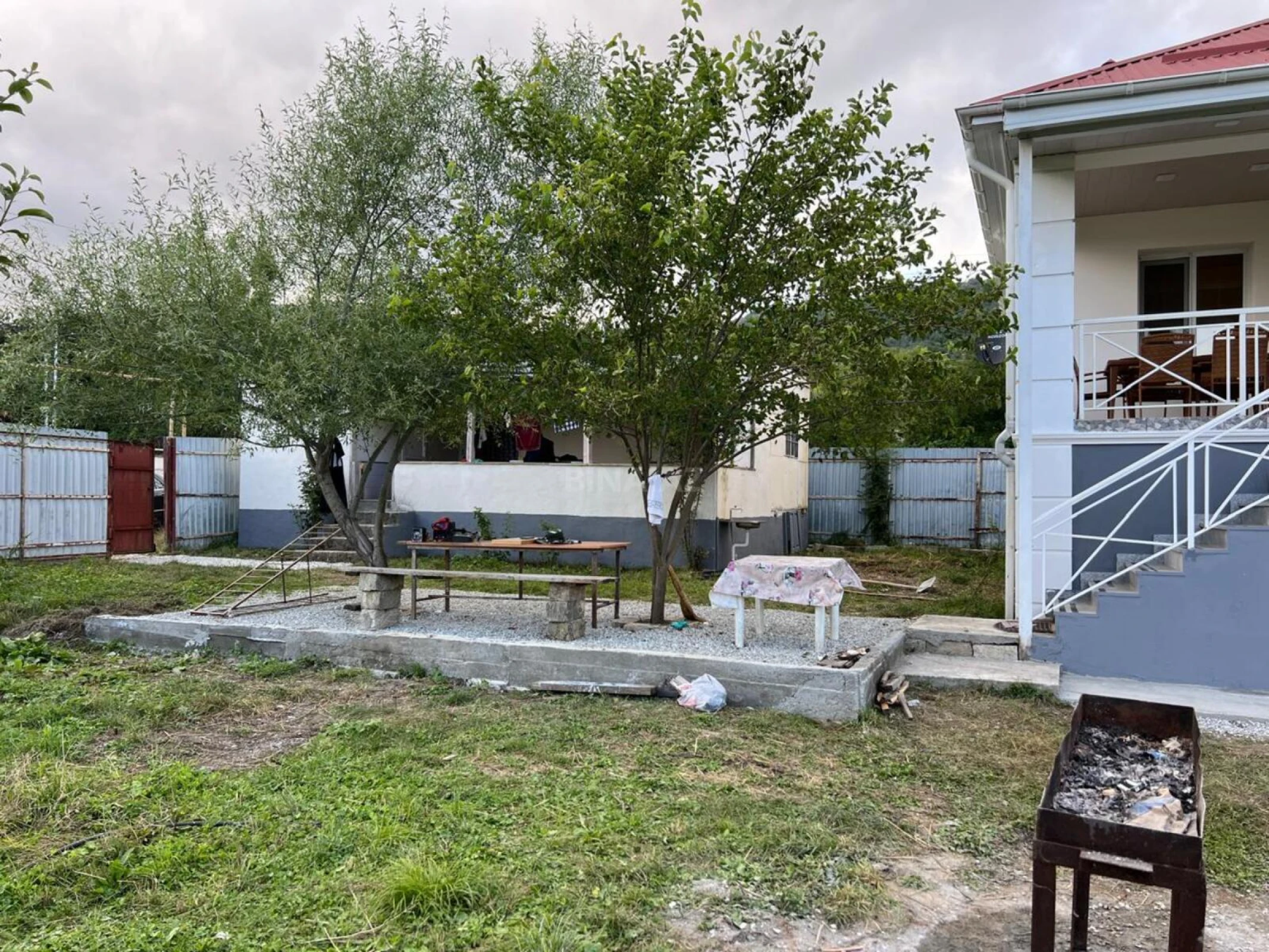 Kirayə verilir 4 otaqlı mənzil 160 m²