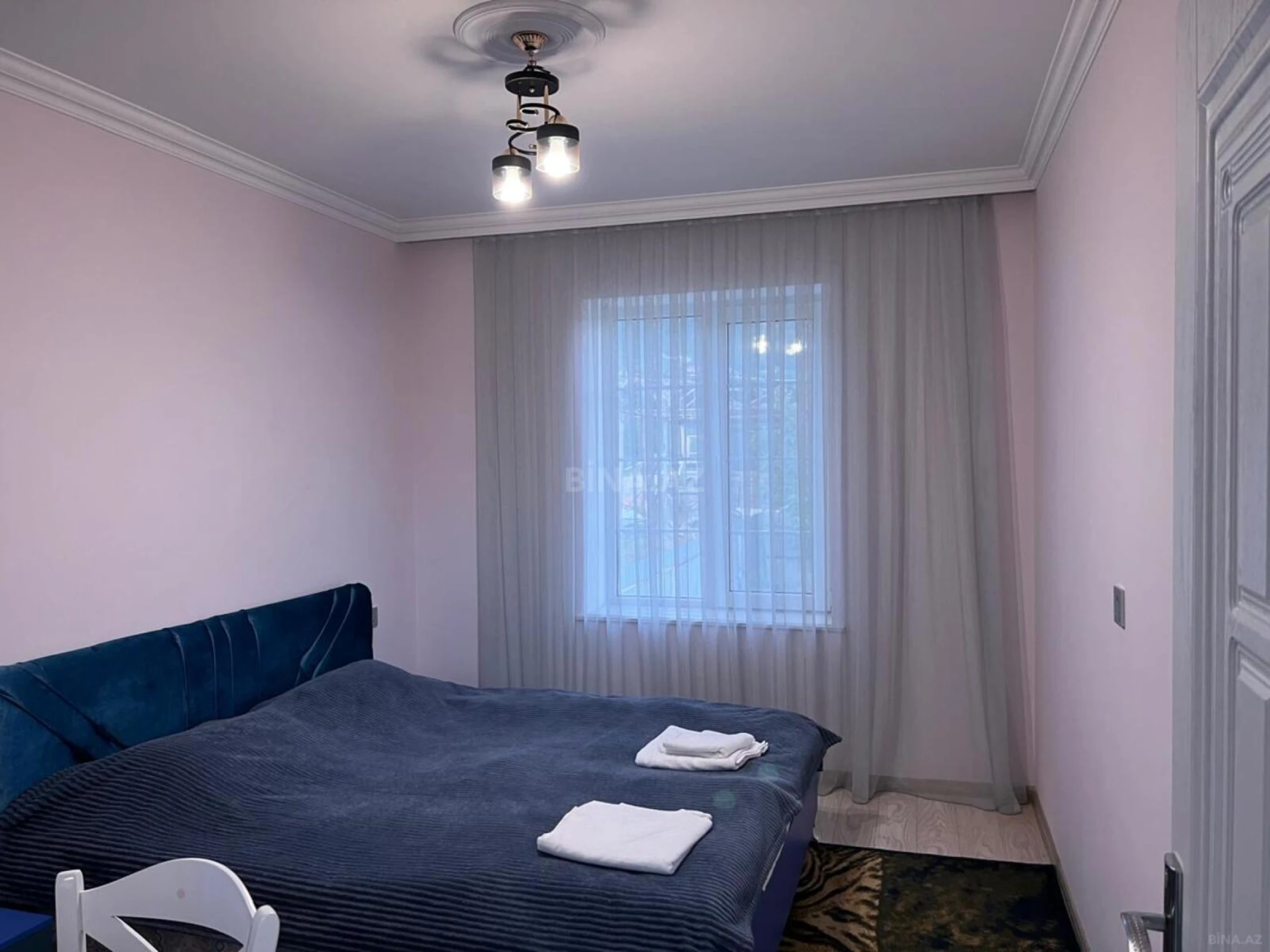 Kirayə verilir 4 otaqlı mənzil 160 m²