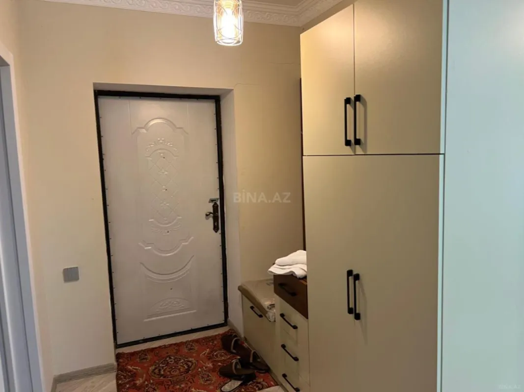 Kirayə verilir 4 otaqlı mənzil 160 m²