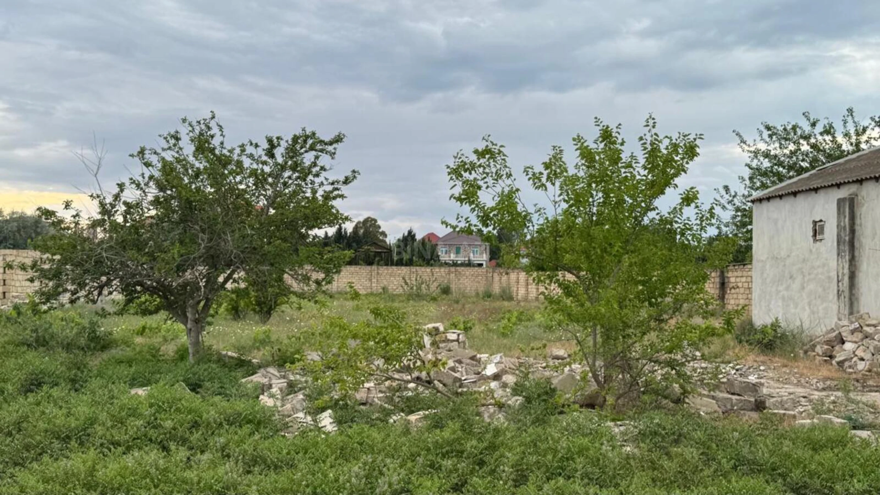 Satılır torpaq sahəsi 20 m²