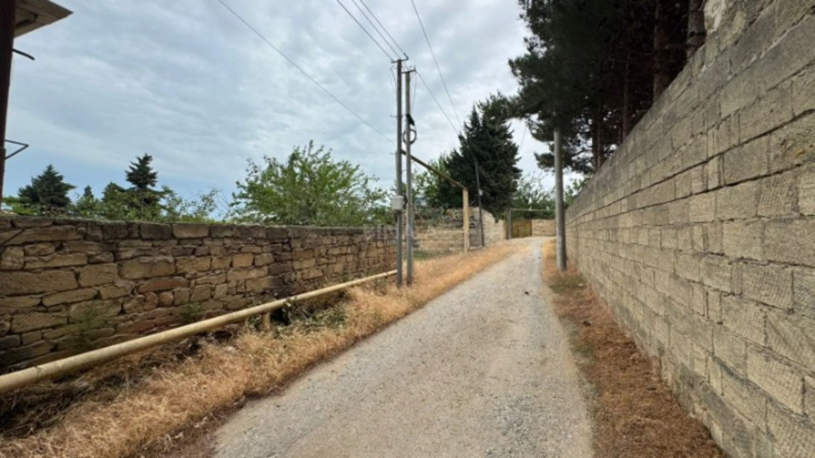 Satılır torpaq sahəsi 10 m²