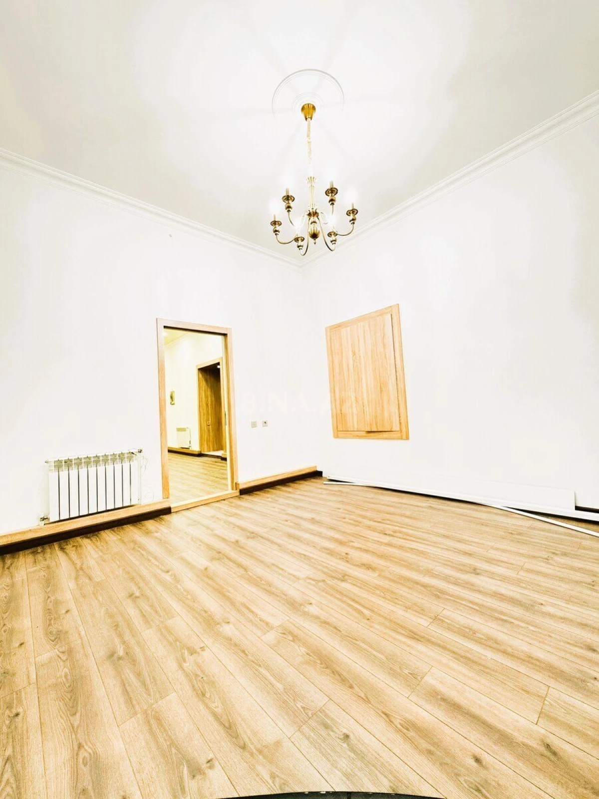 Kirayə verilir obyekt 90 m²