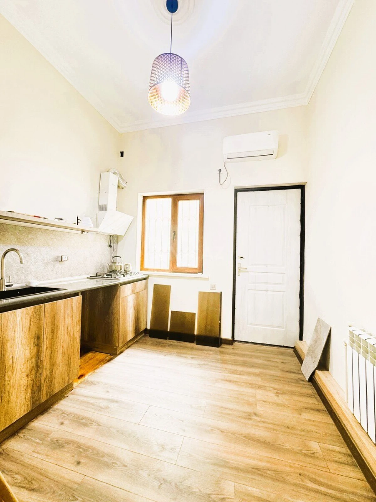 Kirayə verilir obyekt 90 m²