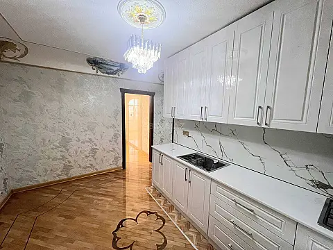 Satılır 2 otaqlı mənzil 61 m²