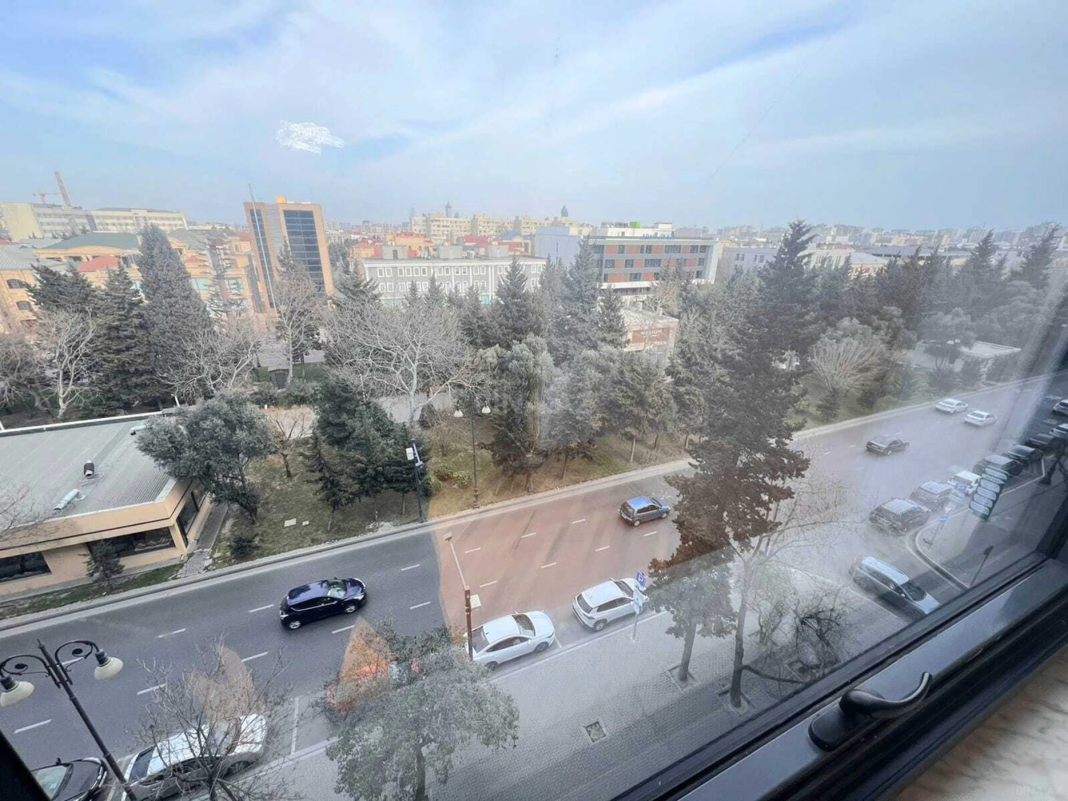 Satılır 2 otaqlı mənzil 67 m²