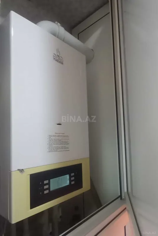 Satılır 4 otaqlı mənzil 136 m²