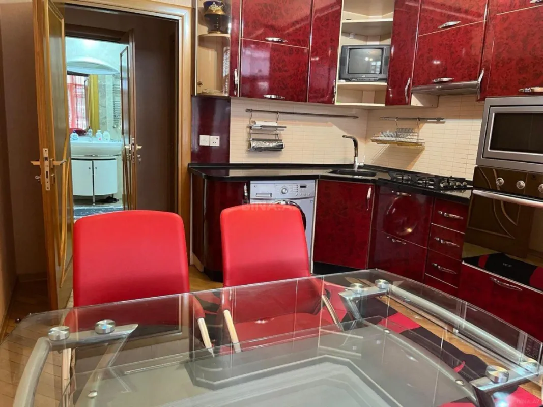 Kirayə verilir 3 otaqlı mənzil 90 m²