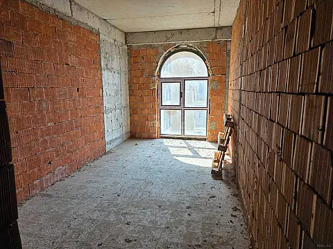 Satılır 3 otaqlı mənzil 113 m²