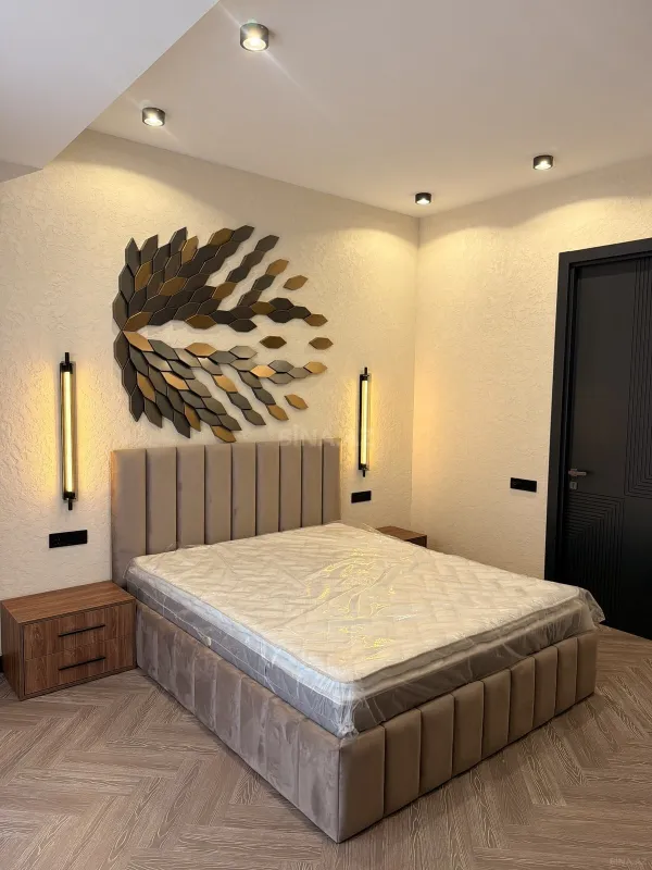 Satılır 3 otaqlı mənzil 142 m²