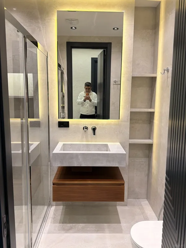 Satılır 3 otaqlı mənzil 142 m²