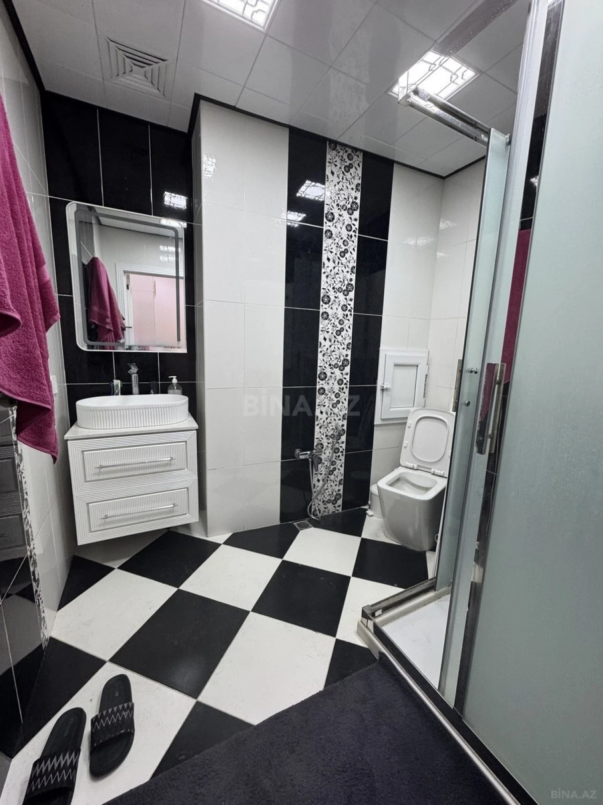Satılır 3 otaqlı mənzil 110 m²