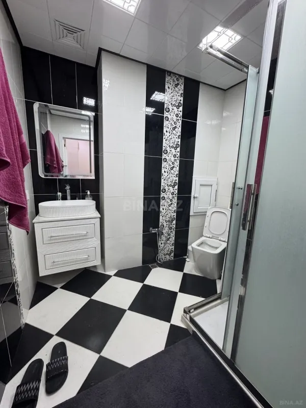 Satılır 3 otaqlı mənzil 110 m²