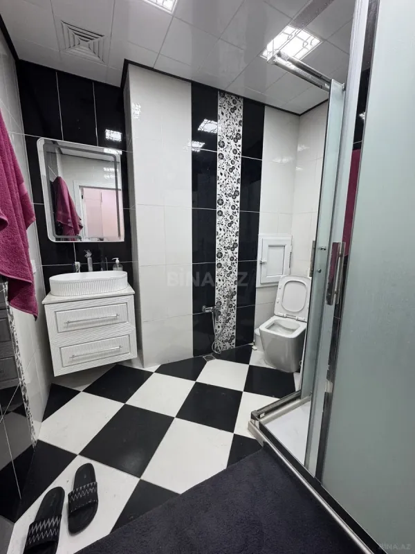 Satılır 3 otaqlı mənzil 110 m²