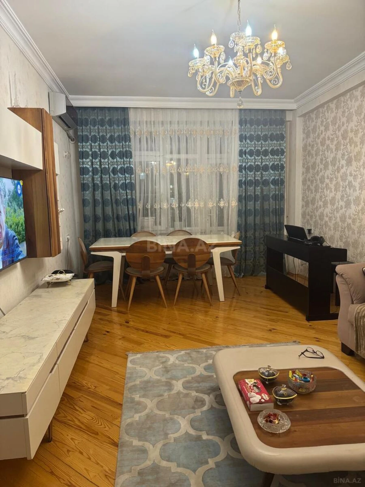 Satılır 3 otaqlı mənzil 120 m²