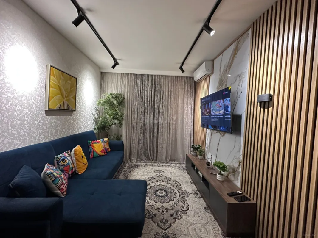 Satılır 2 otaqlı mənzil 55 m²