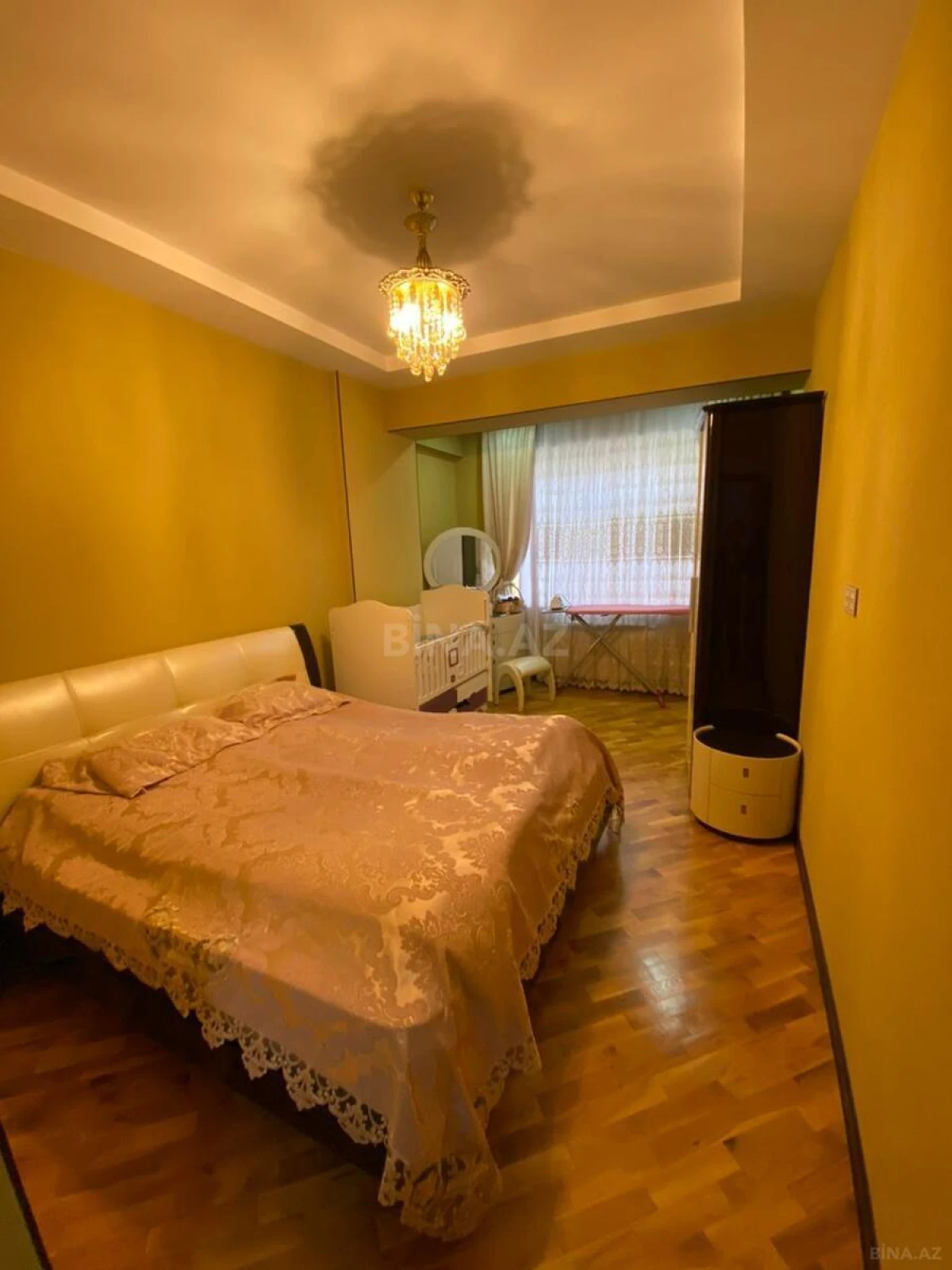 Satılır 3 otaqlı mənzil 105 m²