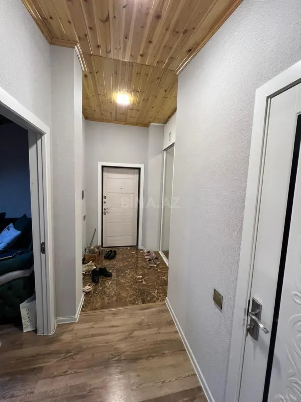 Satılır 2 otaqlı mənzil 70 m²