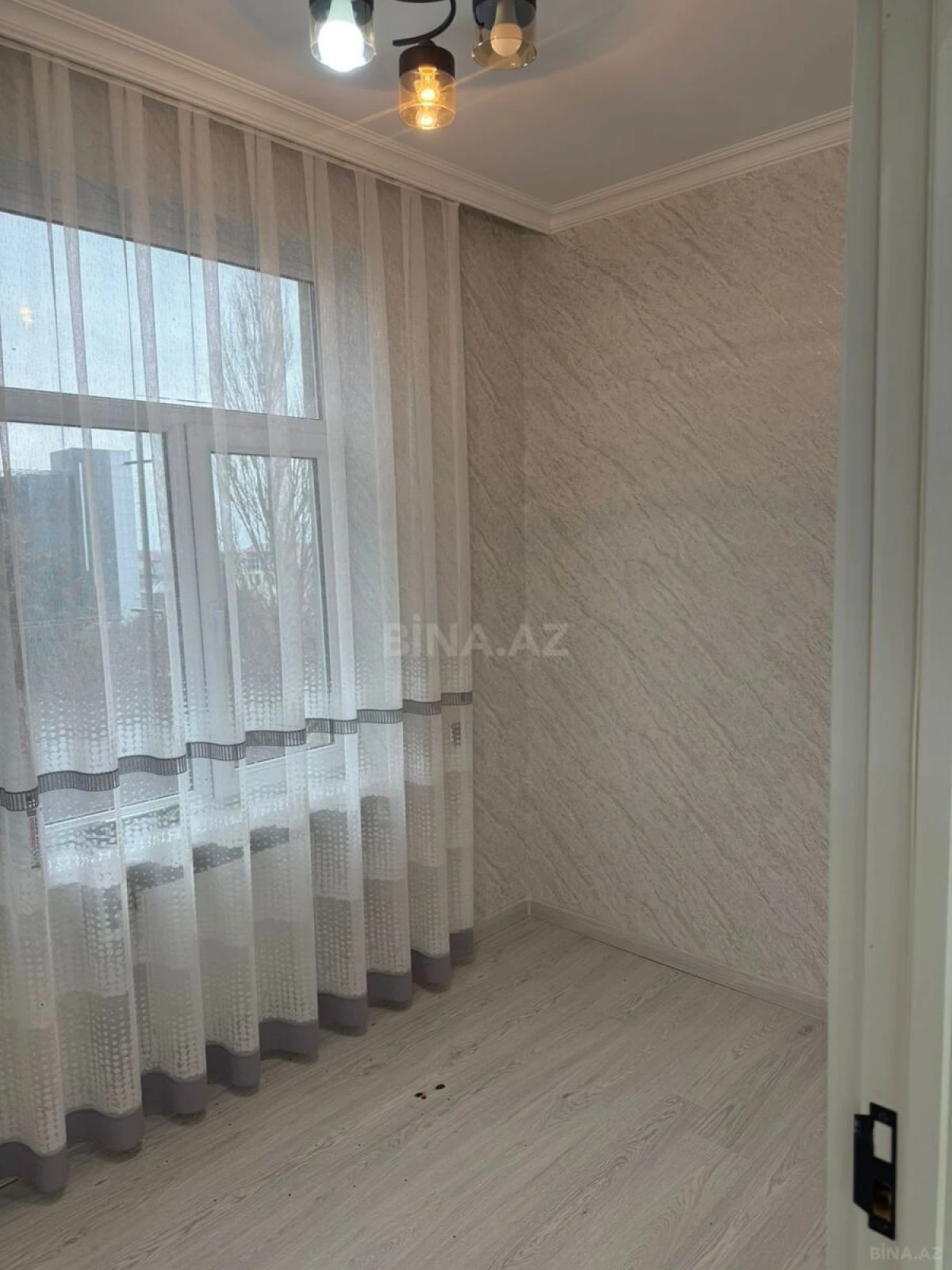 Satılır 3 otaqlı mənzil 50 m²