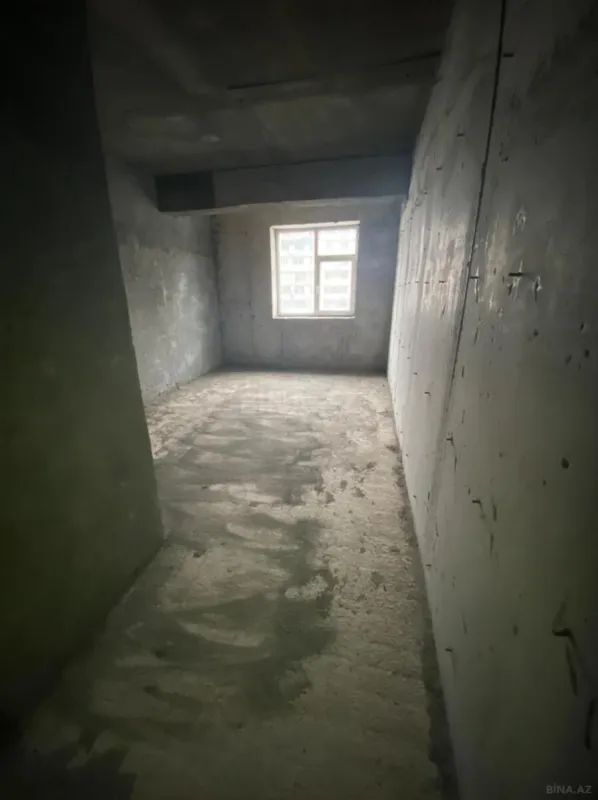 Satılır 4 otaqlı mənzil 154 m²