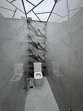 Satılır 3 otaqlı mənzil 82 m²