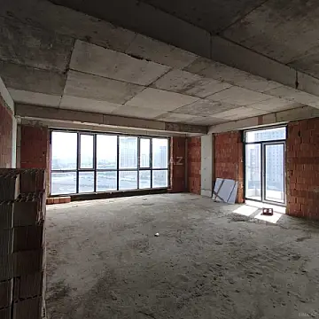 Satılır 1 otaqlı mənzil 79.3 m²
