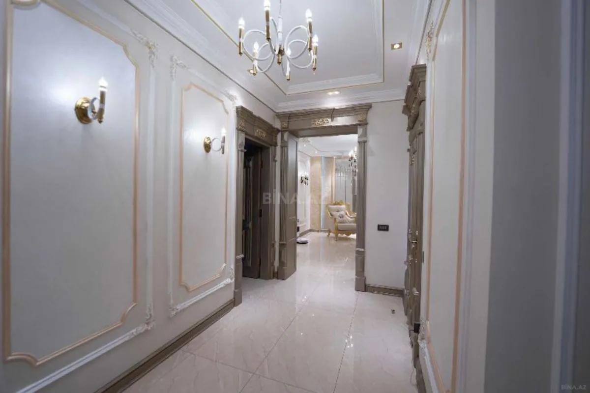 Satılır 3 otaqlı mənzil 165 m²