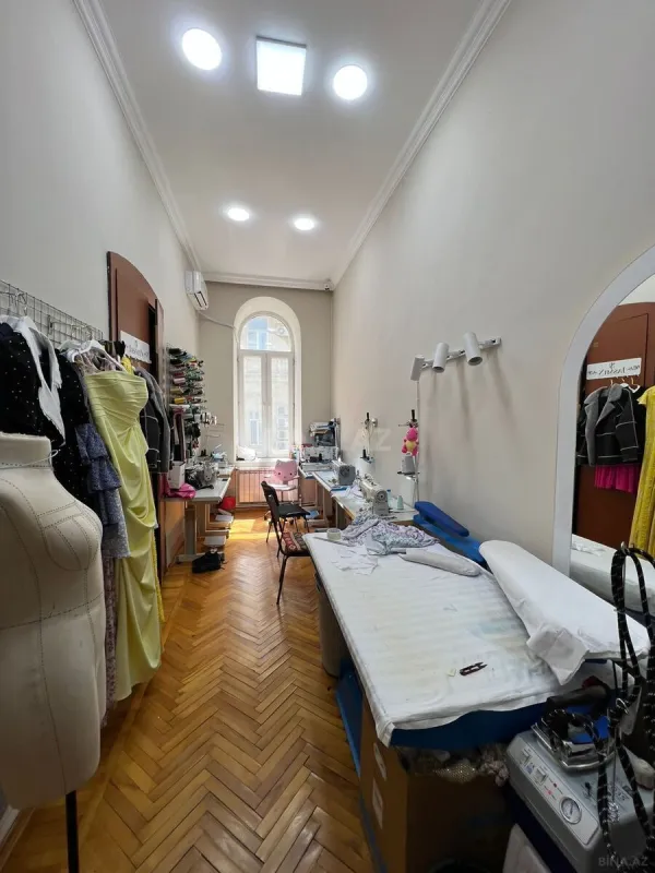 Kirayə verilir obyekt 140 m²