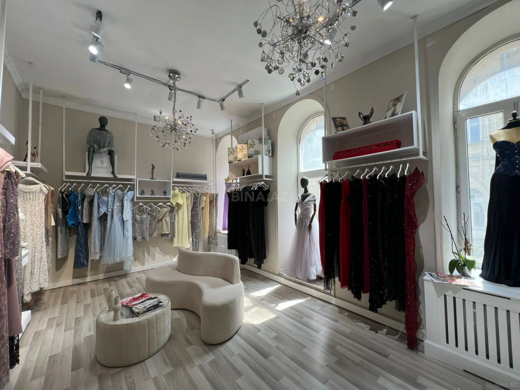 Kirayə verilir obyekt 140 m²