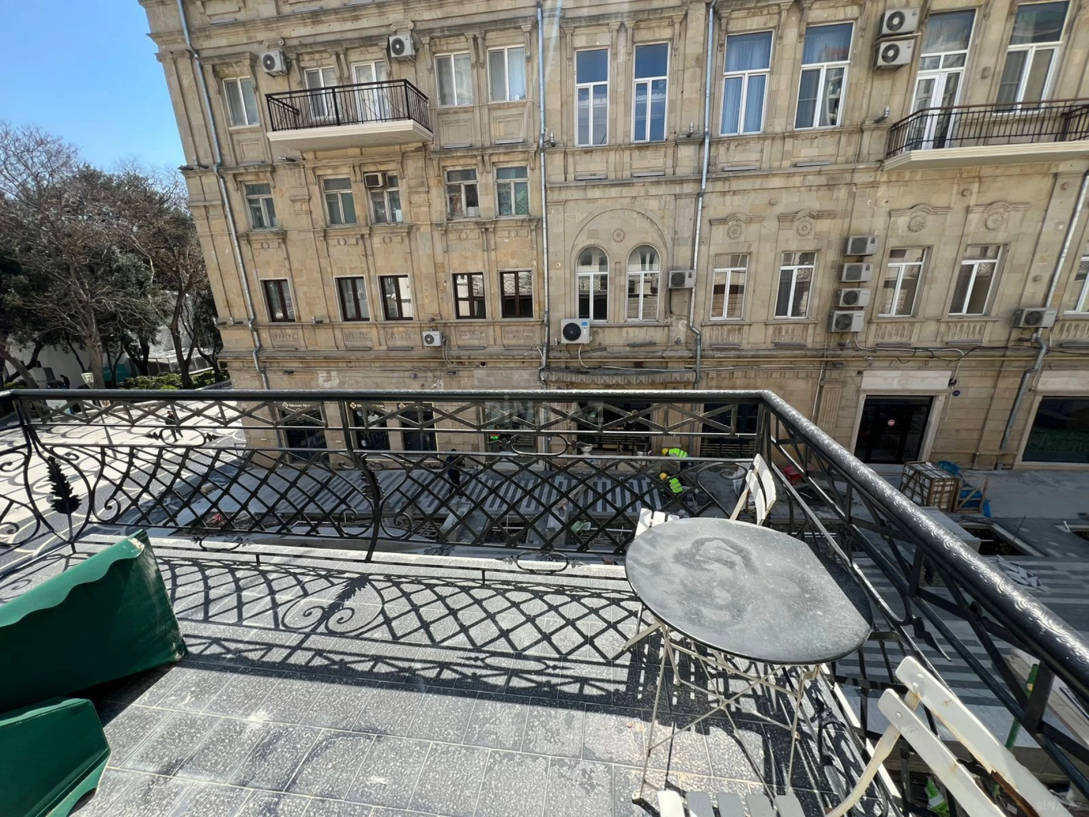 Kirayə verilir obyekt 140 m²