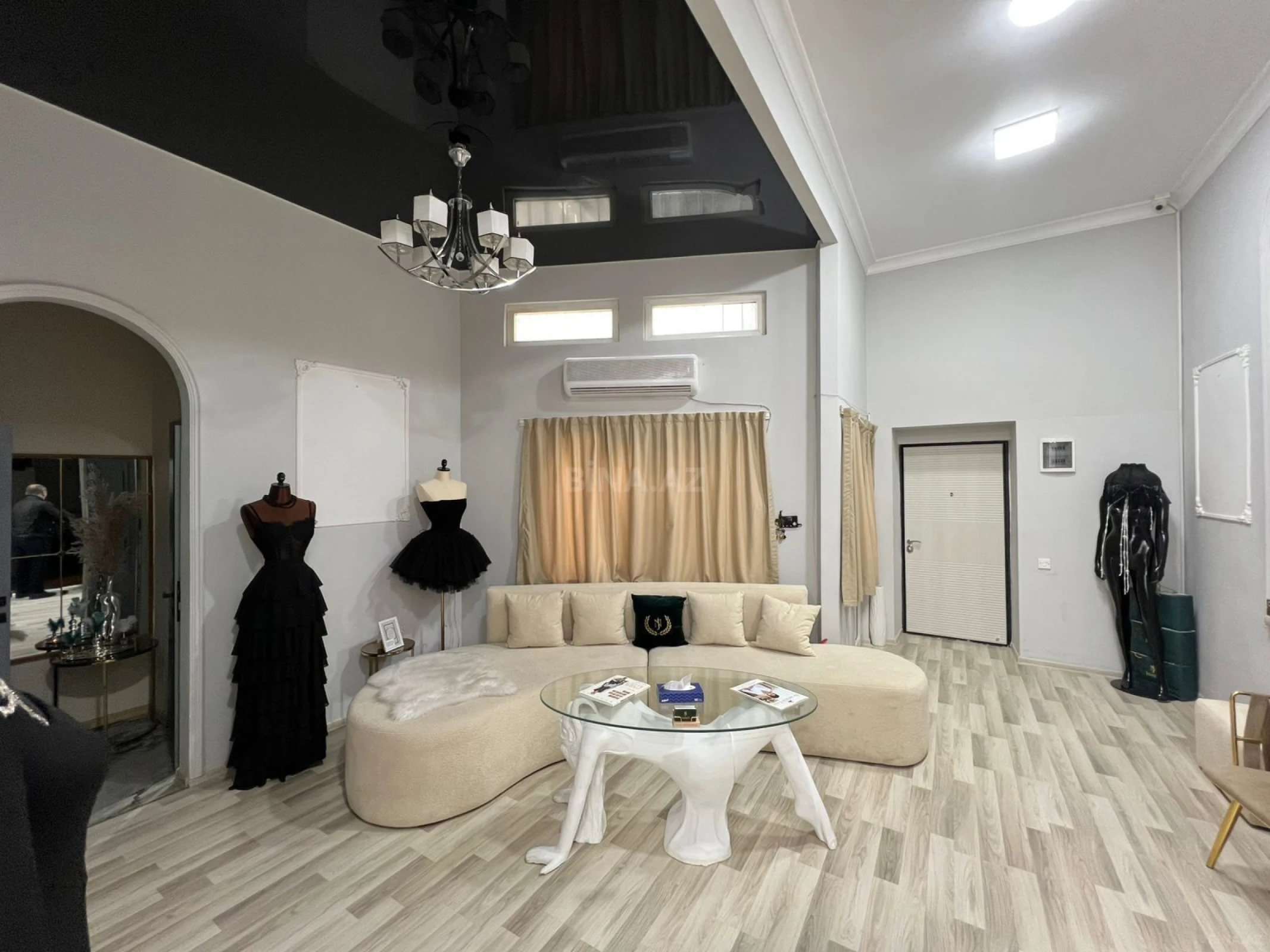 Kirayə verilir obyekt 140 m²