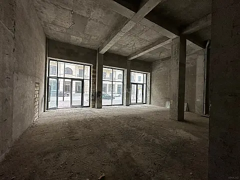 Kirayə verilir obyekt 385 m²