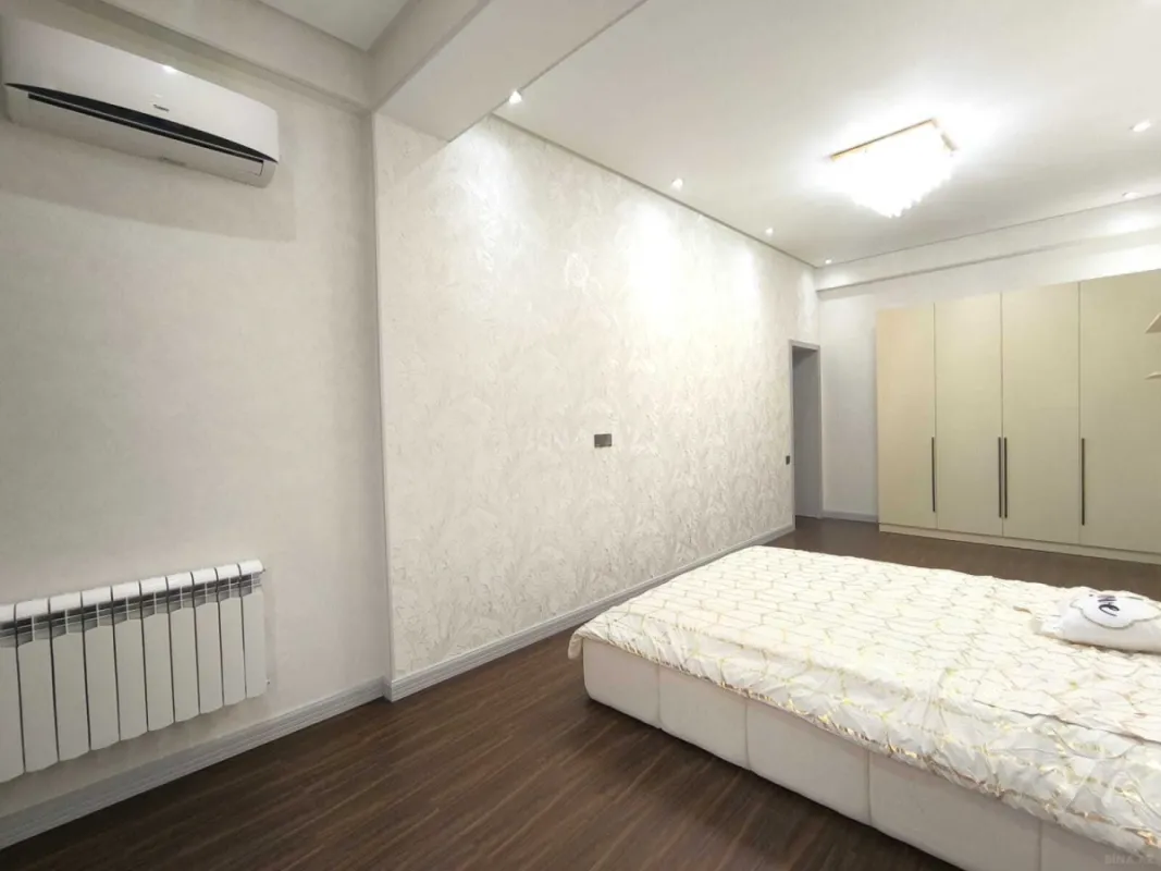 Kirayə verilir 3 otaqlı mənzil 95 m²