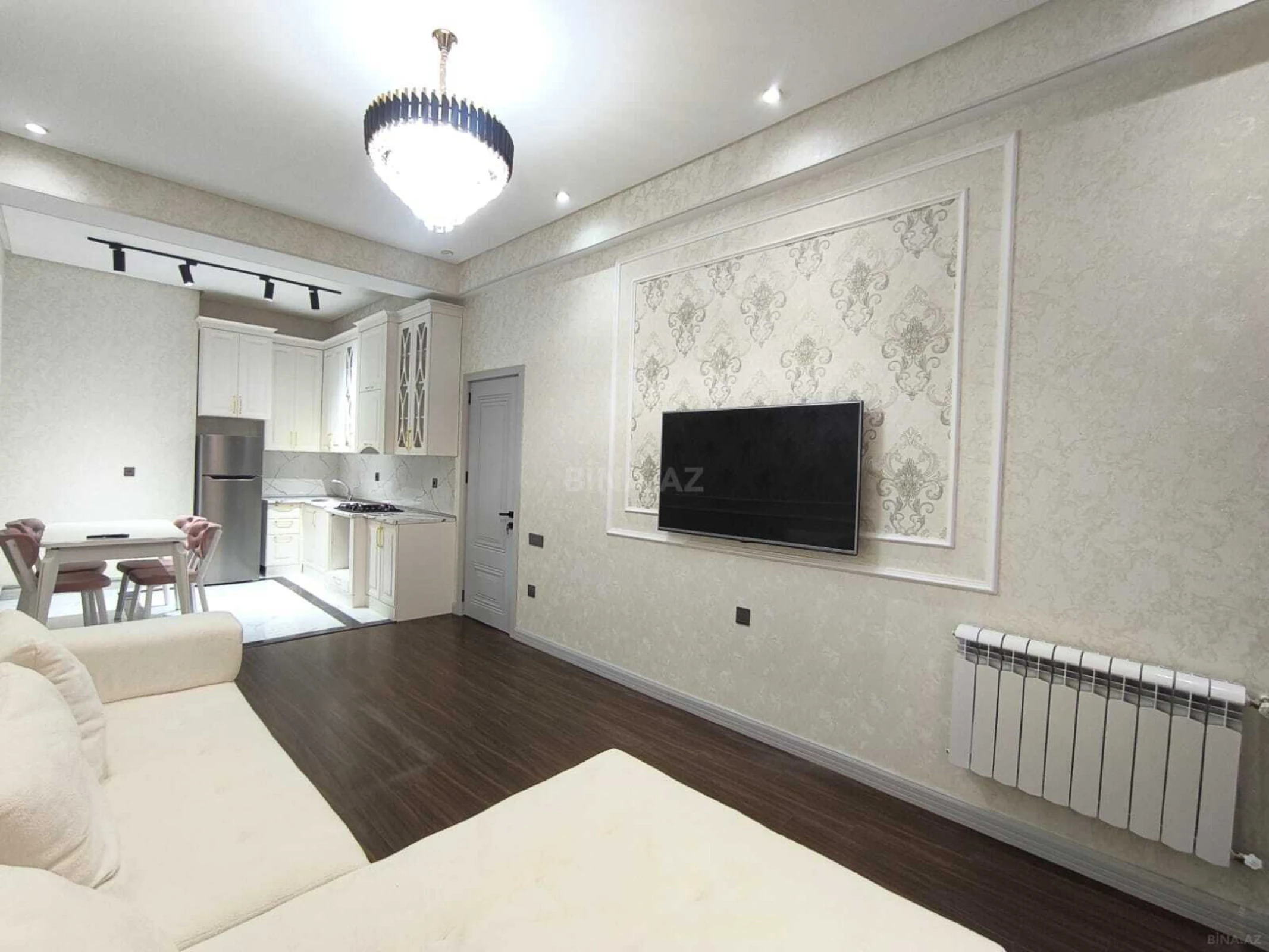 Kirayə verilir 3 otaqlı mənzil 95 m²
