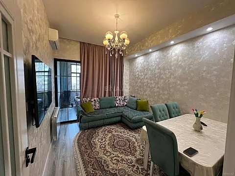 Satılır 2 otaqlı mənzil 60 m²