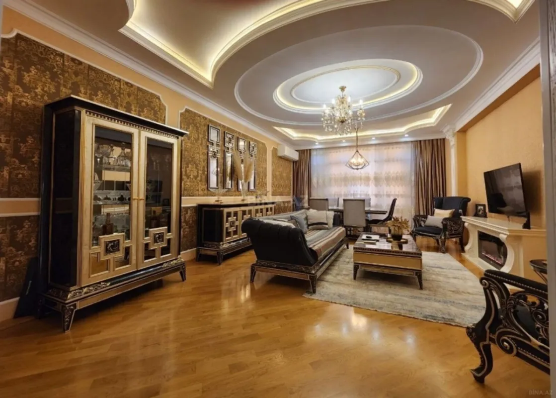 Satılır 3 otaqlı mənzil 145 m²