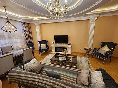 Satılır 3 otaqlı mənzil 145 m²