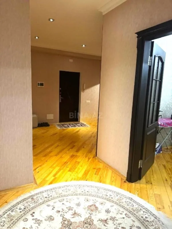 Satılır 3 otaqlı mənzil 115 m²