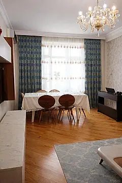 Satılır 3 otaqlı mənzil 115 m²