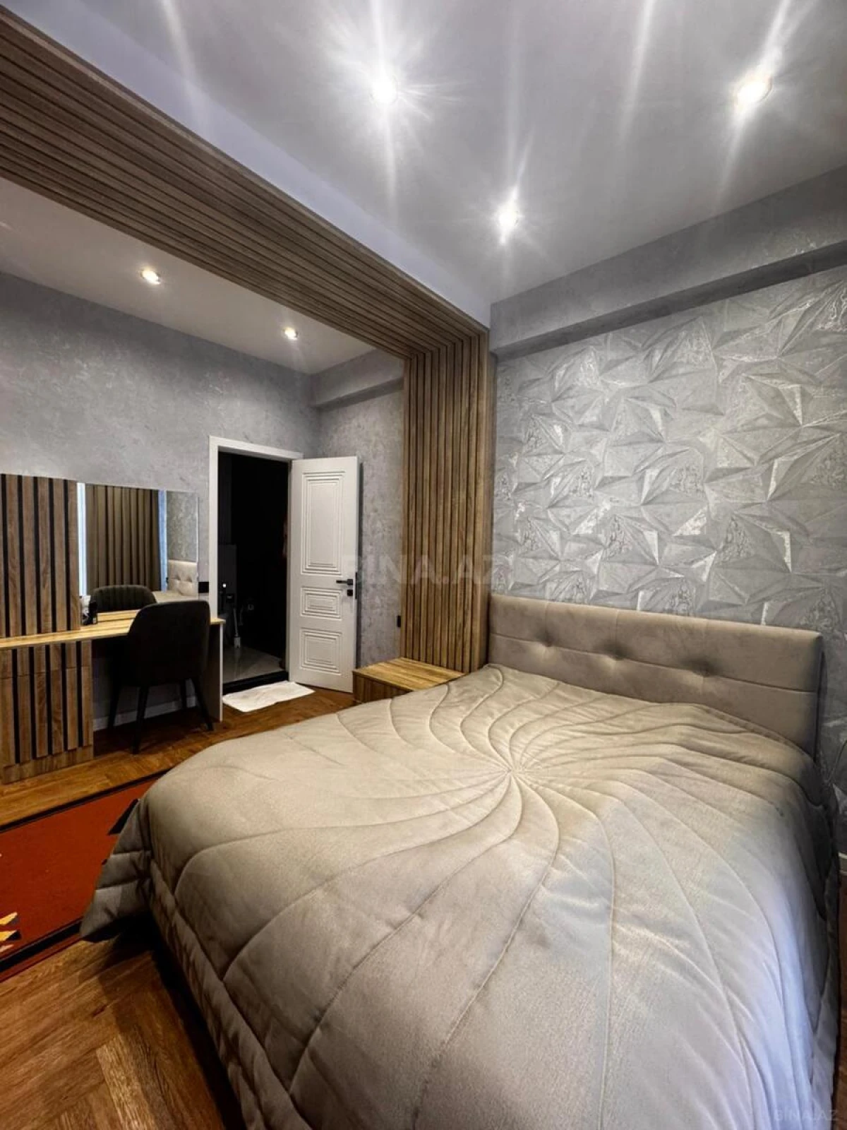 Kirayə verilir 3 otaqlı mənzil 90 m²